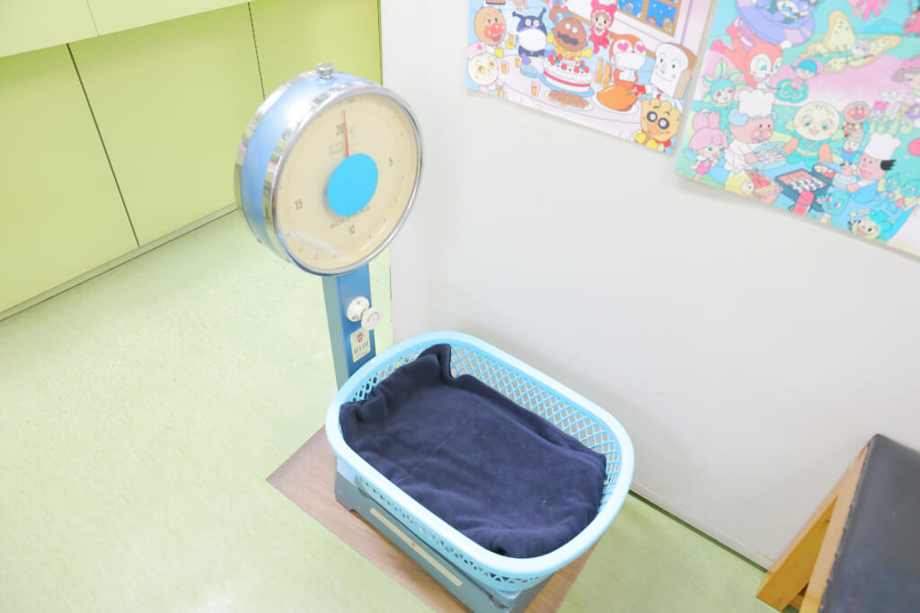 とくながこどもクリニックの体重計